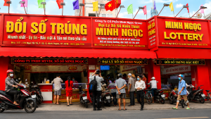 Tiệm Vàng Và Đại Lý Vé Số Khác Nhau Ở Điểm Nào?